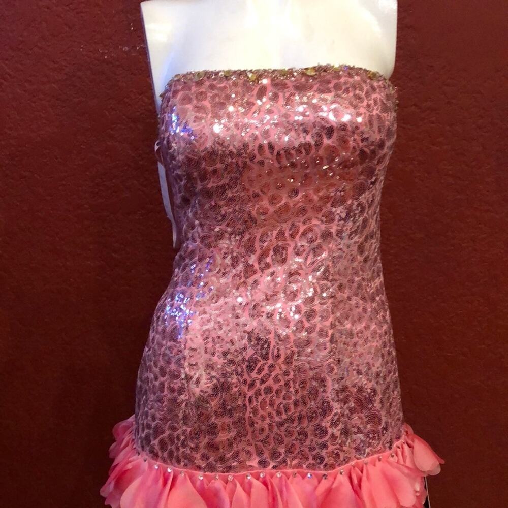 Amelia Couture # 214 Strapless Sequined Dress 6 - Picture 2 of 7